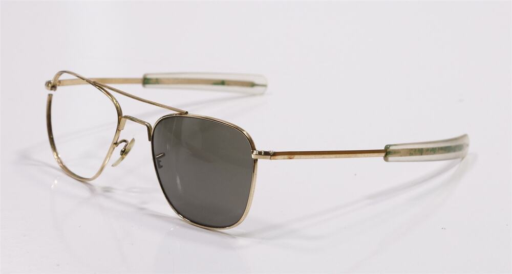 American Optical AO Vintage Original Pilot Aviator Sunglasses Gold 140mm Flawed